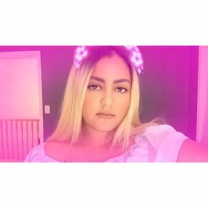 Meet your Posher, Yassmin